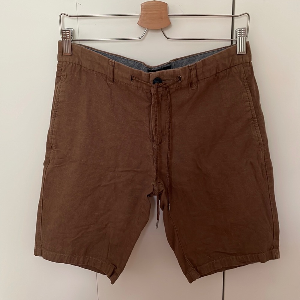 Brown drawstring short